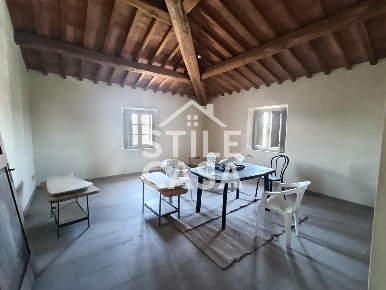 Foto Appartamento a Castelfranco di Sotto Orentano di 110 m² con 4 locali