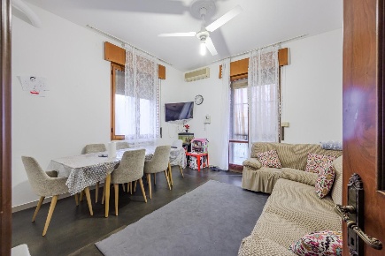 Foto Casa indipendente a Modena Villaggio Giardino di 180 m² con 8 locali