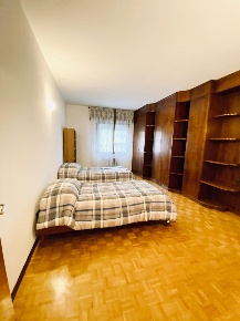 Foto Stanza a Venezia Mestre di 130 m² con 5 locali in affitto