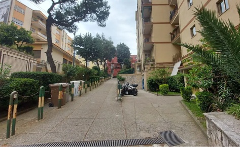 Foto Negozio in confalone, Napoli Arenella di 22 m² con 1 locali in vendita