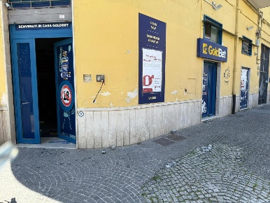 Foto Attività commerciale in Corso Umberto I 13, Sant'Anastasia Centro