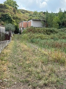 Foto Casa indipendente in Via Alveo Cavone snc, Somma Vesuviana di 150 m²