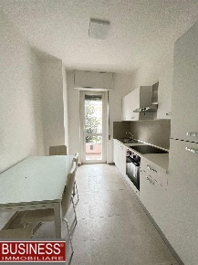 Foto Appartamento in Via A. Maffei, Milano Montenero di 110 m² con 4 locali