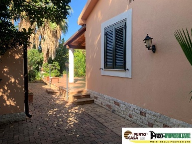 Foto Villa unifamiliare in Via Piani 7, Trabia Centro di 127 m² in vendita