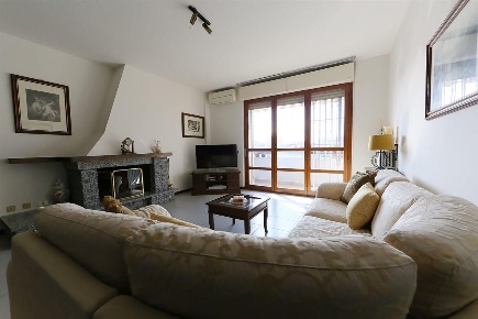 Foto Appartamento in via parmenide, Monza Viale Libertà di 115 m²