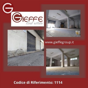 Foto Locale commerciale a Taurianova Centro di 200 m² in affitto