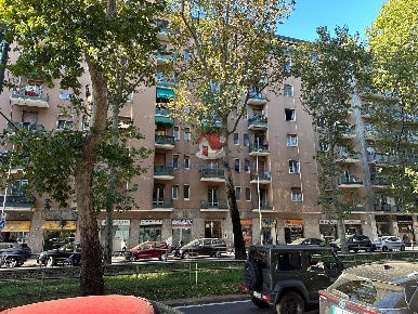 Foto Appartamento in via Giambellino, Milano Giambellino di 61 m²