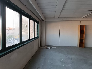 Foto Ufficio in Viale Europa, Cascina Semicentro di 130 m² con 1 locali