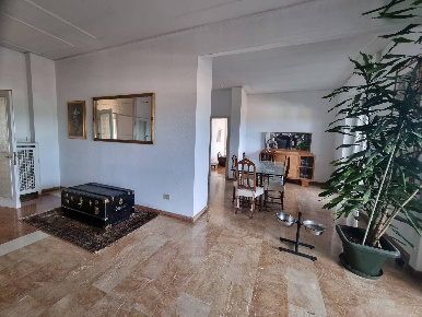 Foto Attico in via natale beretta, Arcore Centro di 242 m² con 7 locali