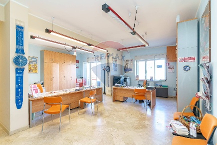 Foto Appartamento in Corso Sicilia, Enna Centro di 120 m² con 5 locali