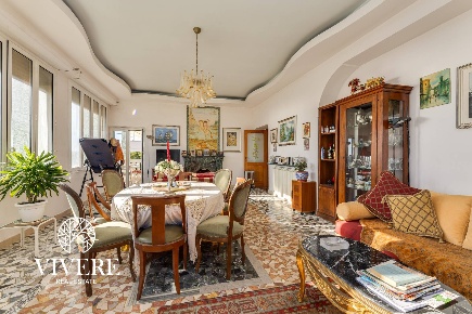 Foto Villa singola in Lungomare delle meduse, Pomezia di 336 m² in vendita