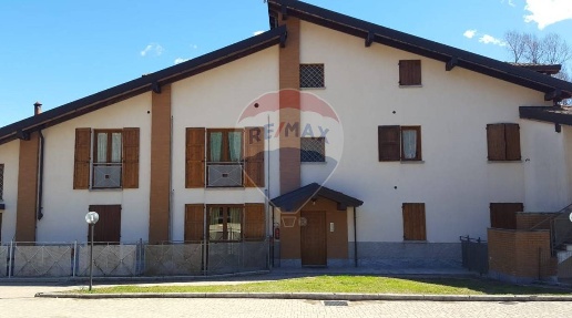 Foto Appartamento in Via al Mulino, Cassano Valcuvia di 82 m² con 3 locali