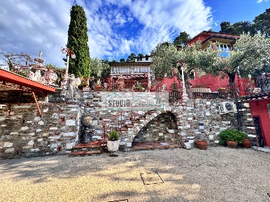 Foto Villa unifamiliare in via guglielmo marconi, Seravezza di 180 m²