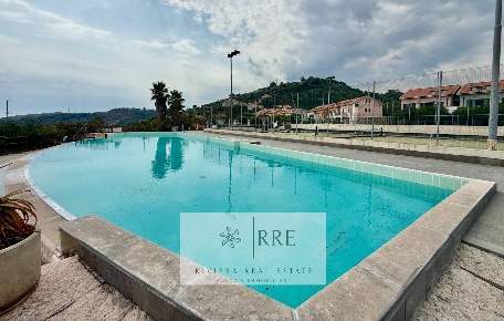 Foto Appartamento in Castellaro Golf Resort, Castellaro di 65 m² in vendita