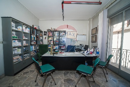 Foto Appartamento in PIAZZA MONSIGNORE BONADIES, Giarre Centro di 137 m²