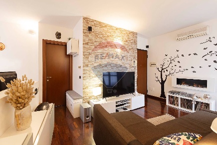 Foto Appartamento in piazza trento e trieste, Sesto San Giovanni di 85 m²