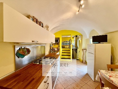 Foto Appartamento in corso Mario Ponzoni, Pieve di Teco Centro di 75 m²
