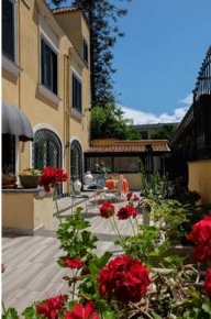 Foto Villa singola in VIA PARETI, Nocera Superiore di 300 m² con 8 locali