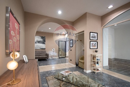 Foto Locale commerciale in Via Campo, Iseo Centro di 52 m² con 1 locali