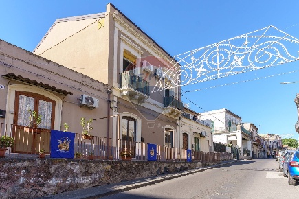 Foto Case semi ndipendenti in Via Cifali, Catania Cibali di 94 m²