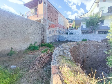 Foto Terreno residenziale in VIA PORTELLE, Furci Siculo di 226 m²