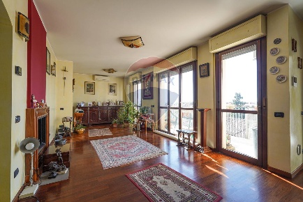 Foto Appartamento a Osio Sotto di 108 m² con 3 locali in vendita