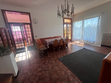 Foto Casa indipendente in Via Codalunga, Carbonera Mignagola di 190 m²