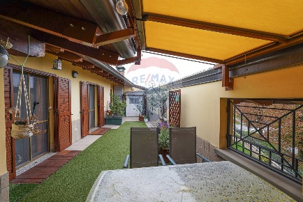 Foto Attico in Via Resiga, Caravaggio Centro di 174 m² con 4 locali