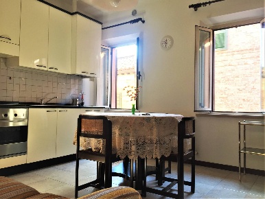 Foto Appartamento in via Cavallotti, Fabriano Centro di 65 m² con 4 locali