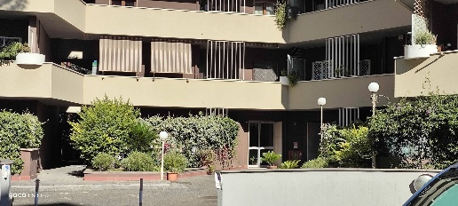 Foto Appartamento in Via Marino Ghetaldi, Roma di 122 m² con 3 locali