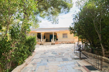 Foto Villa singola in contrada mannara, Grottaglie di 151 m² con 8 locali