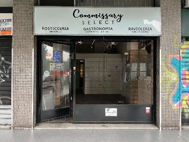 Foto Negozio in VIA MAROCHETTI 21, Milano Corvetto di 50 m² con 2 locali
