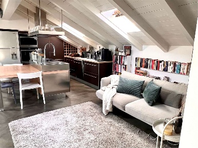 Foto Attico in Via Mazzini 31, Omegna Centro di 95 m² con 3 locali