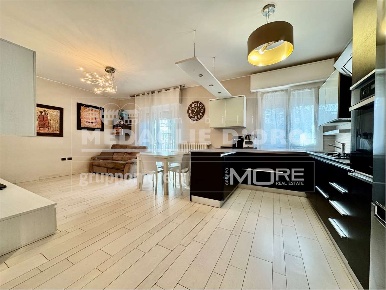 Foto Appartamento in Via Mameli 21, Modena Sacca - Stazione di 110 m²