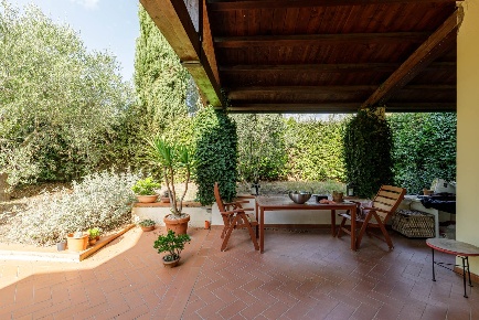 Foto Casa indipendente in via Ginepraia, Poggio a Caiano Centro di 167 m²