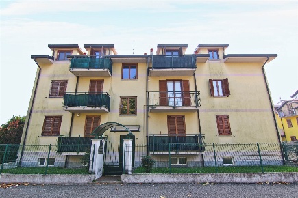 Foto Appartamento in Via Della Pace 38, Ceriano Laghetto Centro di 73 m²