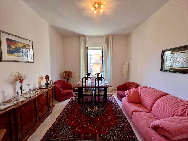 Foto Appartamento in Viale Japigia 86, Bari Japigia di 140 m² con 4 locali