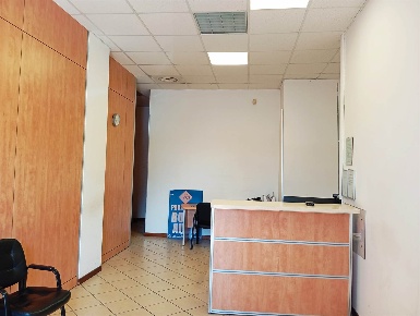 Foto Negozio in Via del Rivo 249, Terni Borgo Rivo di 85 m² in affitto