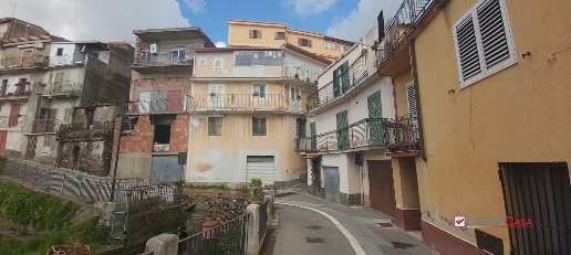 Foto Attico in Alì Superiore, Messina di 600 m² con 20 locali in vendita