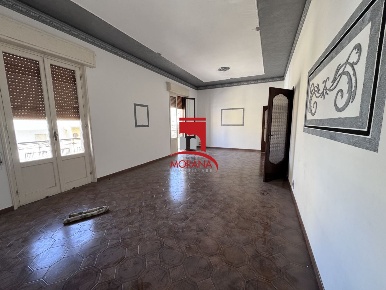 Foto Appartamento in Via Martogna, Trapani Centro di 148 m² con 5 locali
