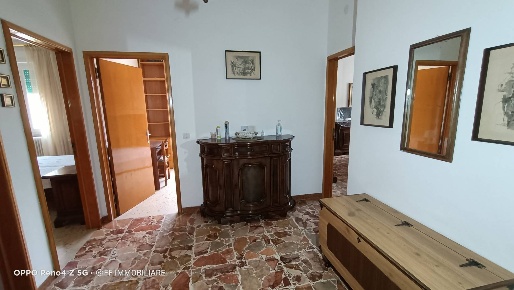 Foto Appartamento in Via Mistichelli, Fermo Centro di 83 m² con 4 locali