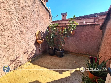 Foto Appartamento in Via Rusineo, Albenga di 45 m² con 2 locali in vendita