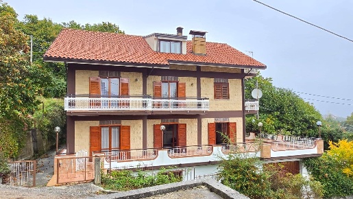 Foto Villa singola in Via Montevergine, Ospedaletto d'Alpinolo di 560 m²