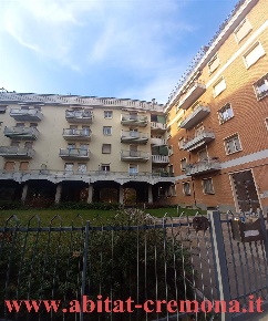 Foto Appartamento in via marmolada, Cremona Porta Romana di 79 m²