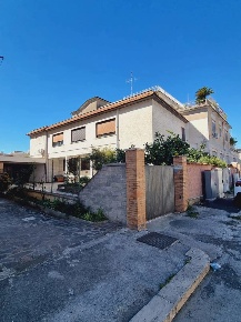 Foto Appartamento in Via TRILUSSA 12, Aprilia Montarelli - Via dei Giardini