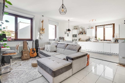 Foto Appartamento in Via Cristoforo Colombo 9, Fenegrò di 65 m² in vendita