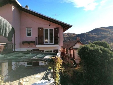 Foto Villa singola in Via Borgata Roccette /, Giaveno di 130 m² in vendita