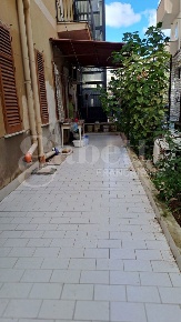 Foto Appartamento in Via Tito Livio 57, Bagheria Centro di 185 m²