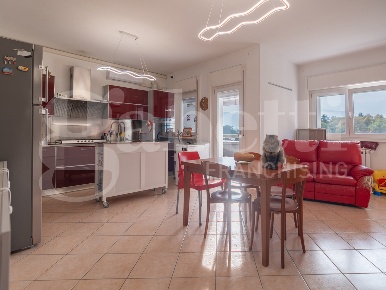 Foto Appartamento in Via Einaudi 27, Pinerolo Tabona, Borgo Nuovo di 83 m²
