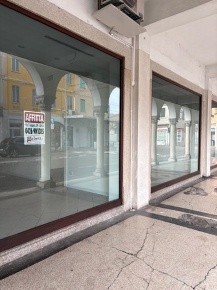 Foto Negozio in Via ADRIA Via Chieppara 0, Adria Centro di 140 m²